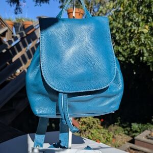 Portland Leather Goods Soul Blue Bucket Backpack BNNU